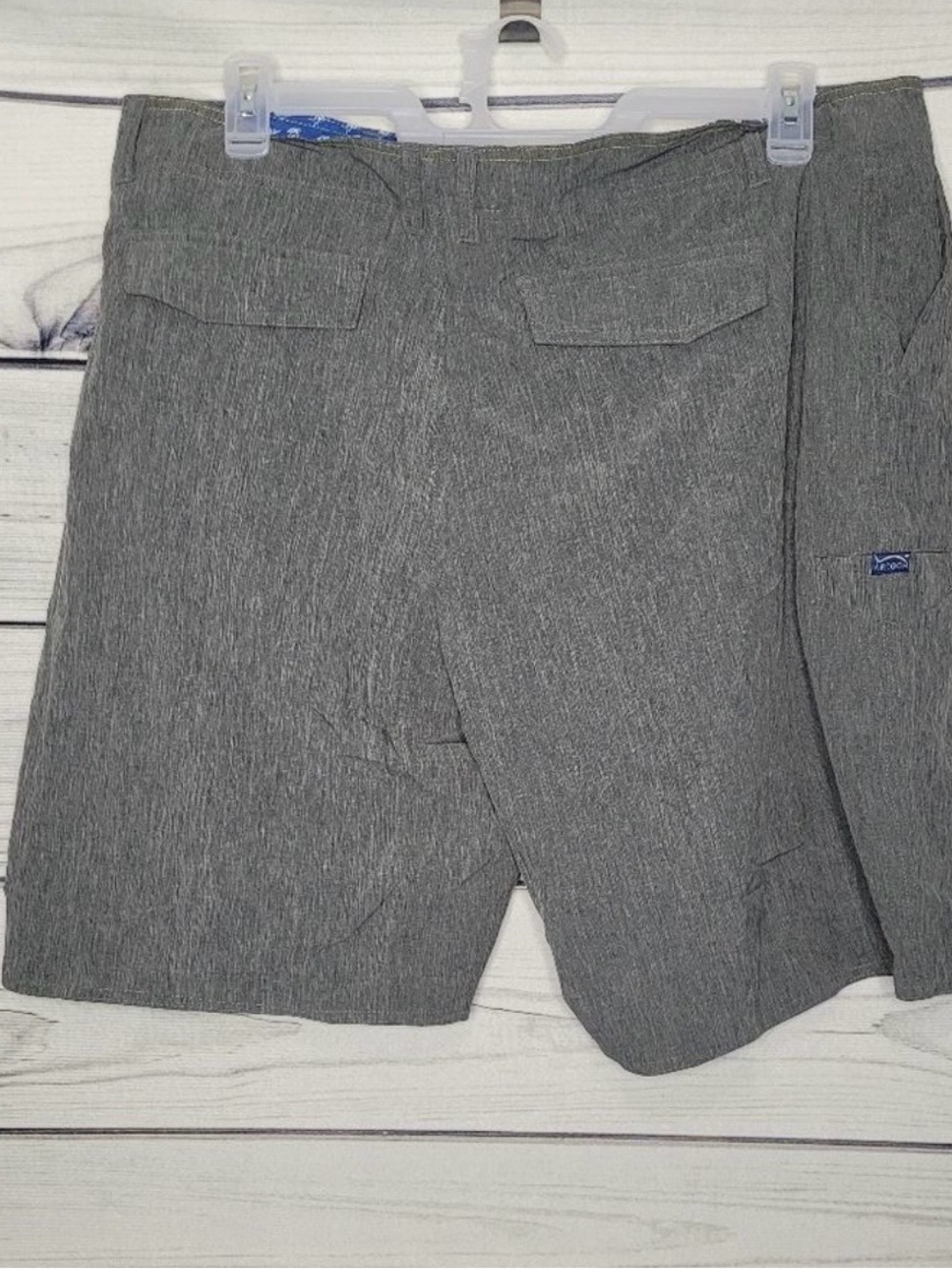 AFTCO Men's Gray Fishing Shorts - Size 40